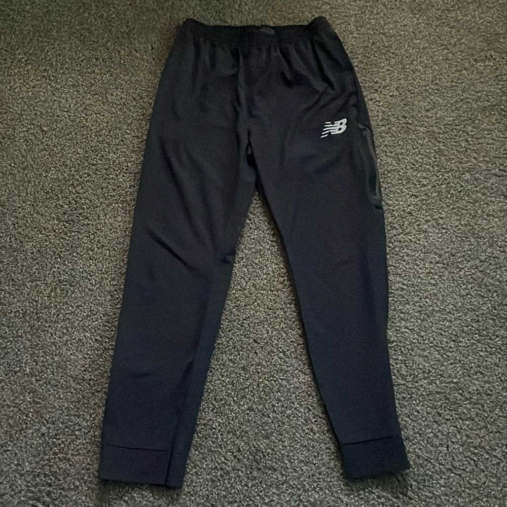 Men’s new balance track pants